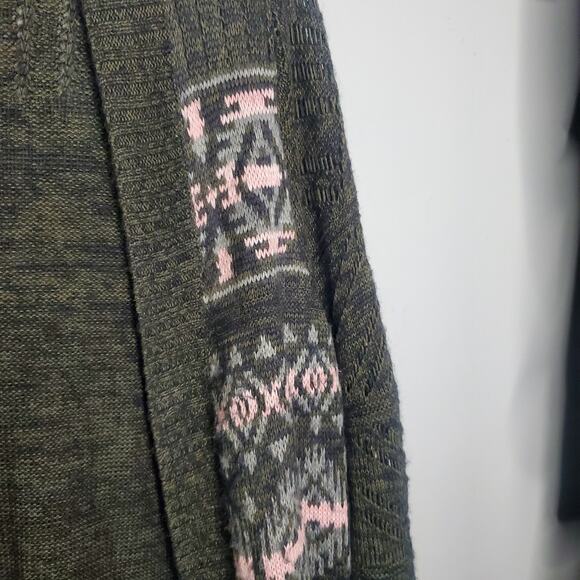 Torrid Multi-Color Geometric Pattern Green Pink Open Cardigan Size 0 = L 12 - Picture 4 of 15